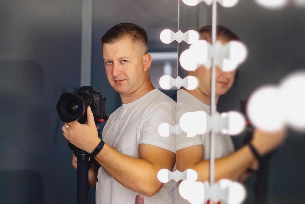 Cherished Family Moments: Studio Sessions